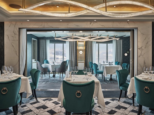 SILVERSEA Silver Endeavour II Terrazzino 2.jpg